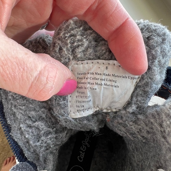Cat & Jack Liddell snow boot 8 - Picture 4 of 5